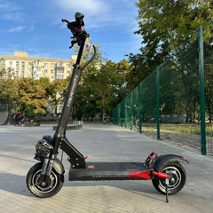 KUGOO Kirin M4 Max + PLUS 2000W 23Ah ПОВНОПРИВІДНИЙ БЕЗ СИДІННЯ Електросамокат 2026 року